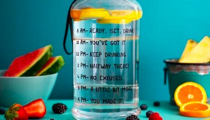 西甲综合：巴萨大胜西班牙人 9分优势领跑